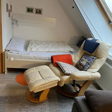 7 5, Weidenweg 14 E Apartment *